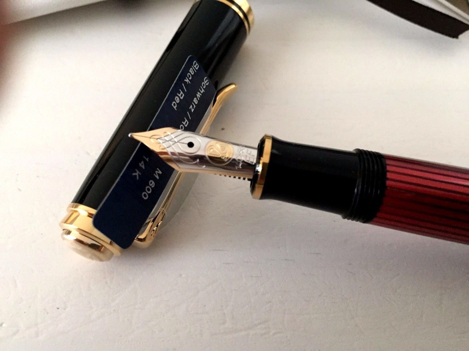 New Pelikan SOUVERAN M600 Black/Red Fountain Pen 14K Gold Nib  EF