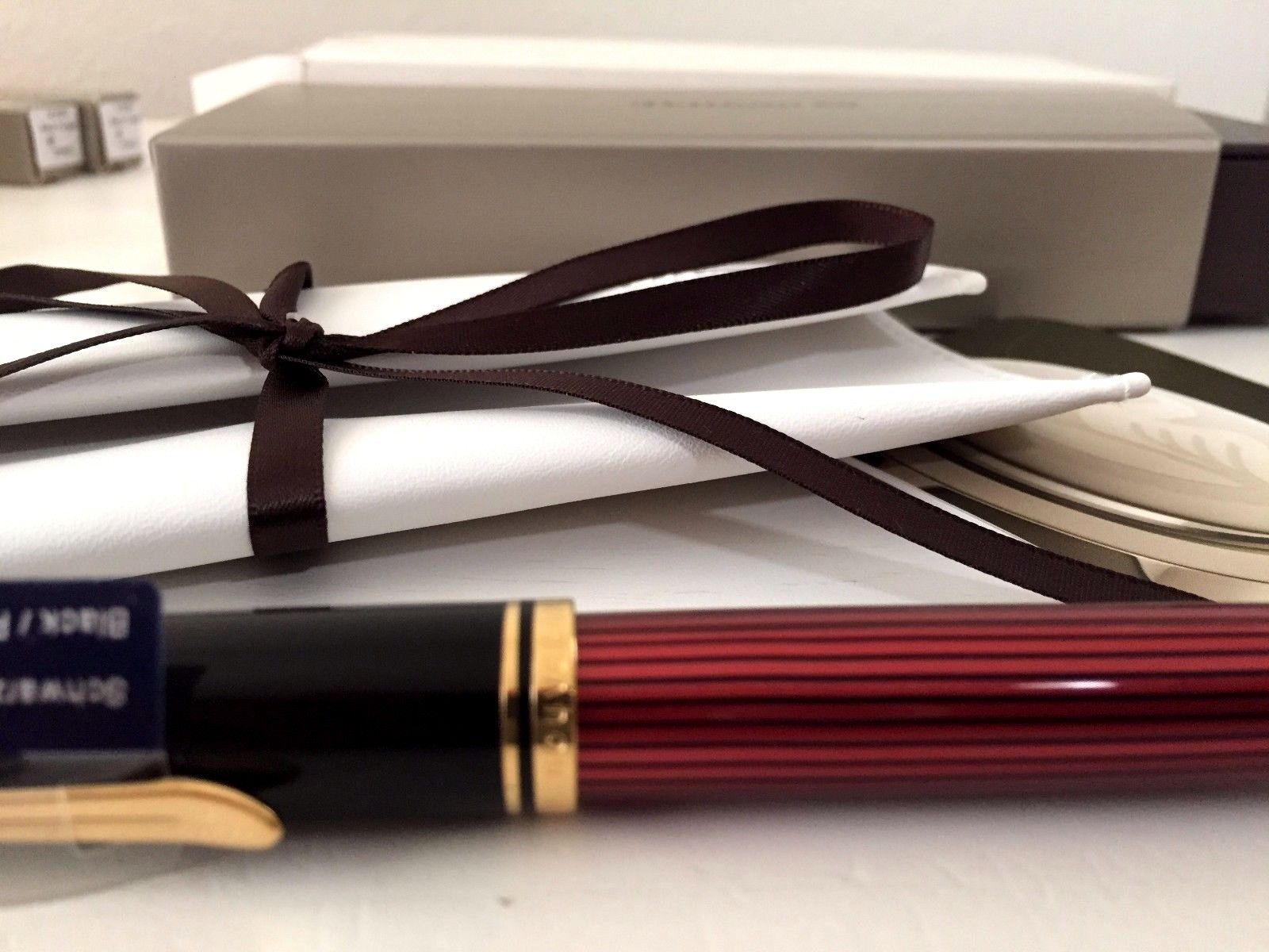 New Pelikan SOUVERAN M600 Black/Red Fountain Pen 14K Gold Nib  EF