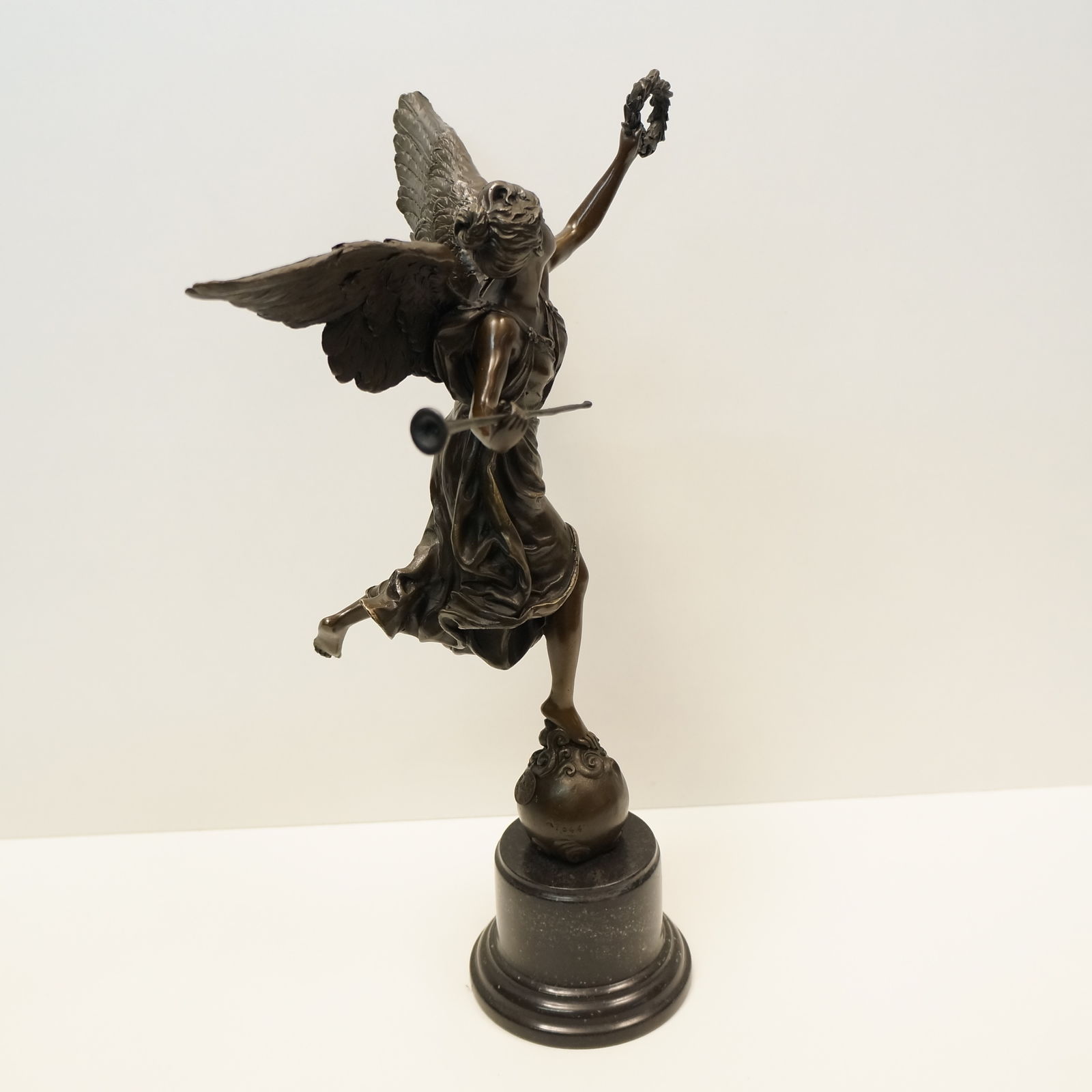 Statue Sculpture Winged Victory Art Deco Style Art Nouveau Style Bronze Signed