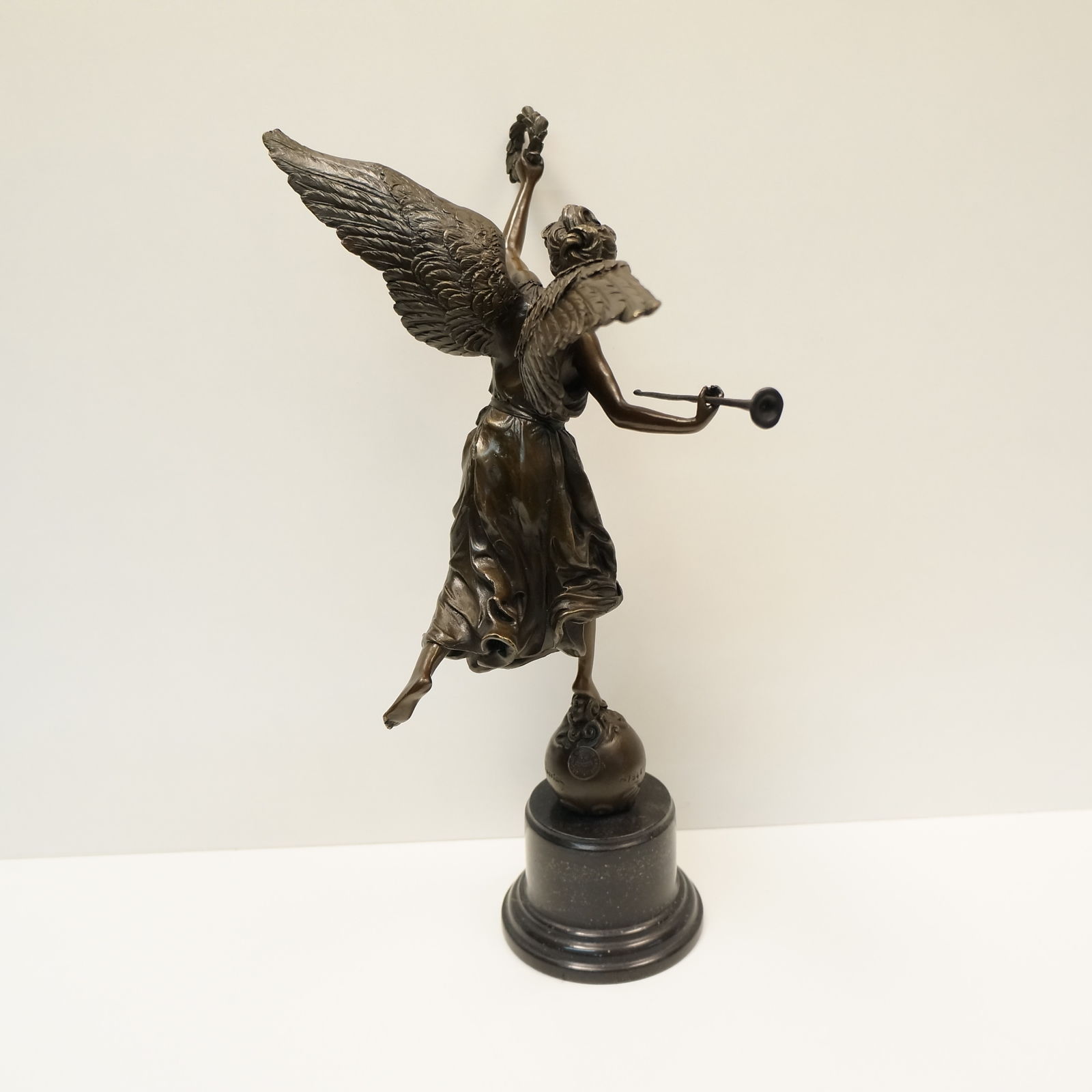 Statue Sculpture Winged Victory Art Deco Style Art Nouveau Style Bronze Signed