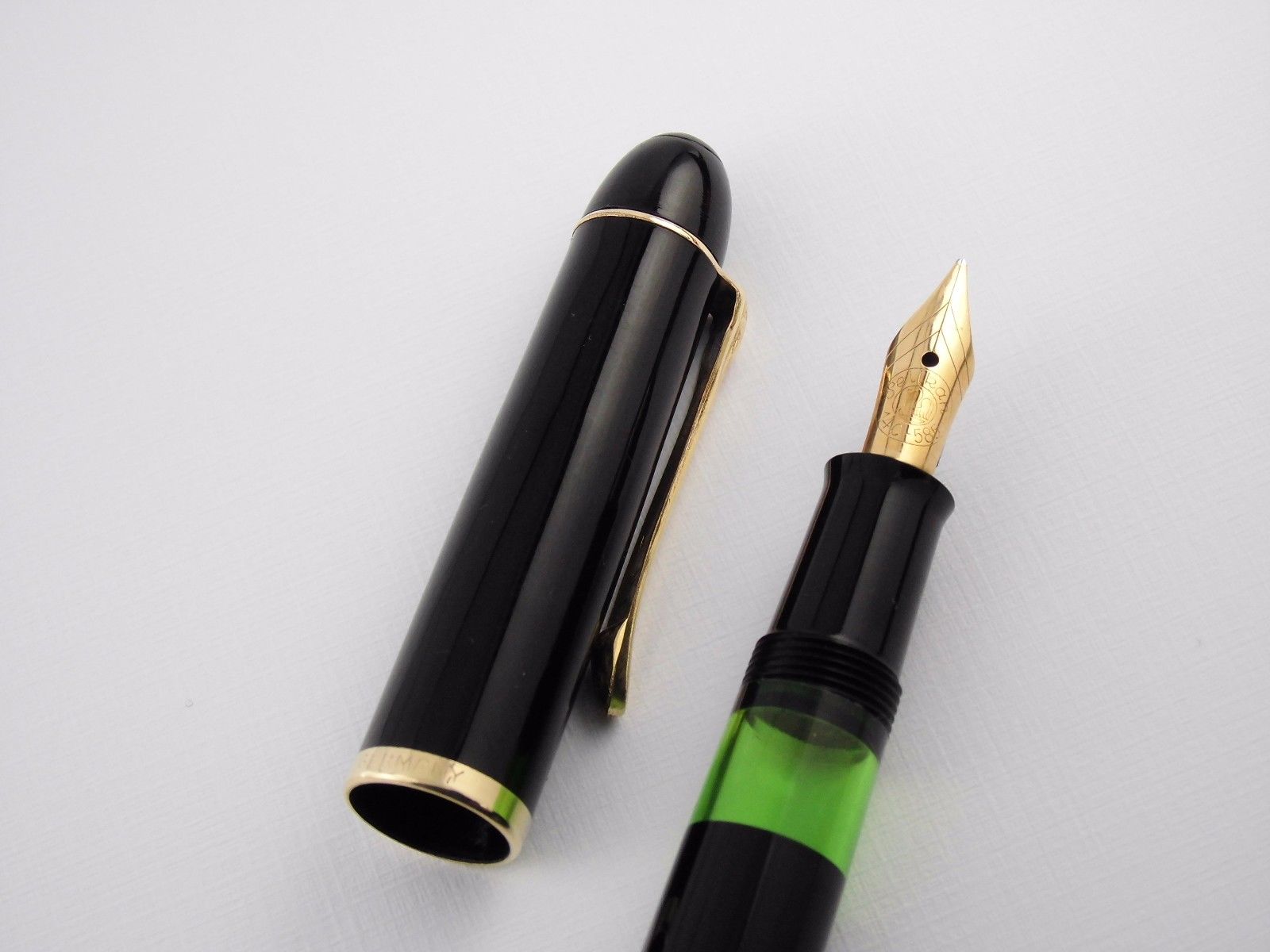 Vintage "Pelikan 140" Fountain Pen-Black Piston Filler-14K M Nib-Germany 1950s