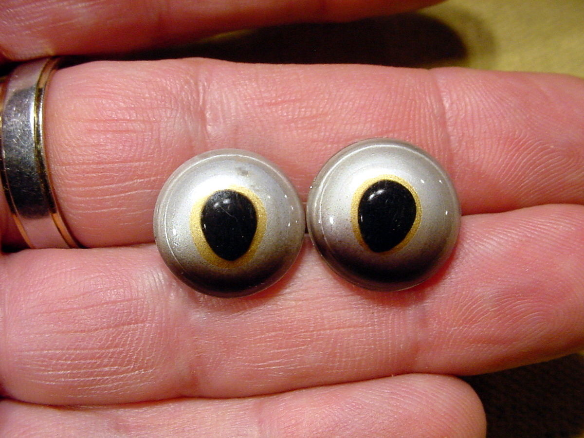 a pair vintage solid Glass Eyes size 16 mm teady bear taxidermy age 1910 A 1102