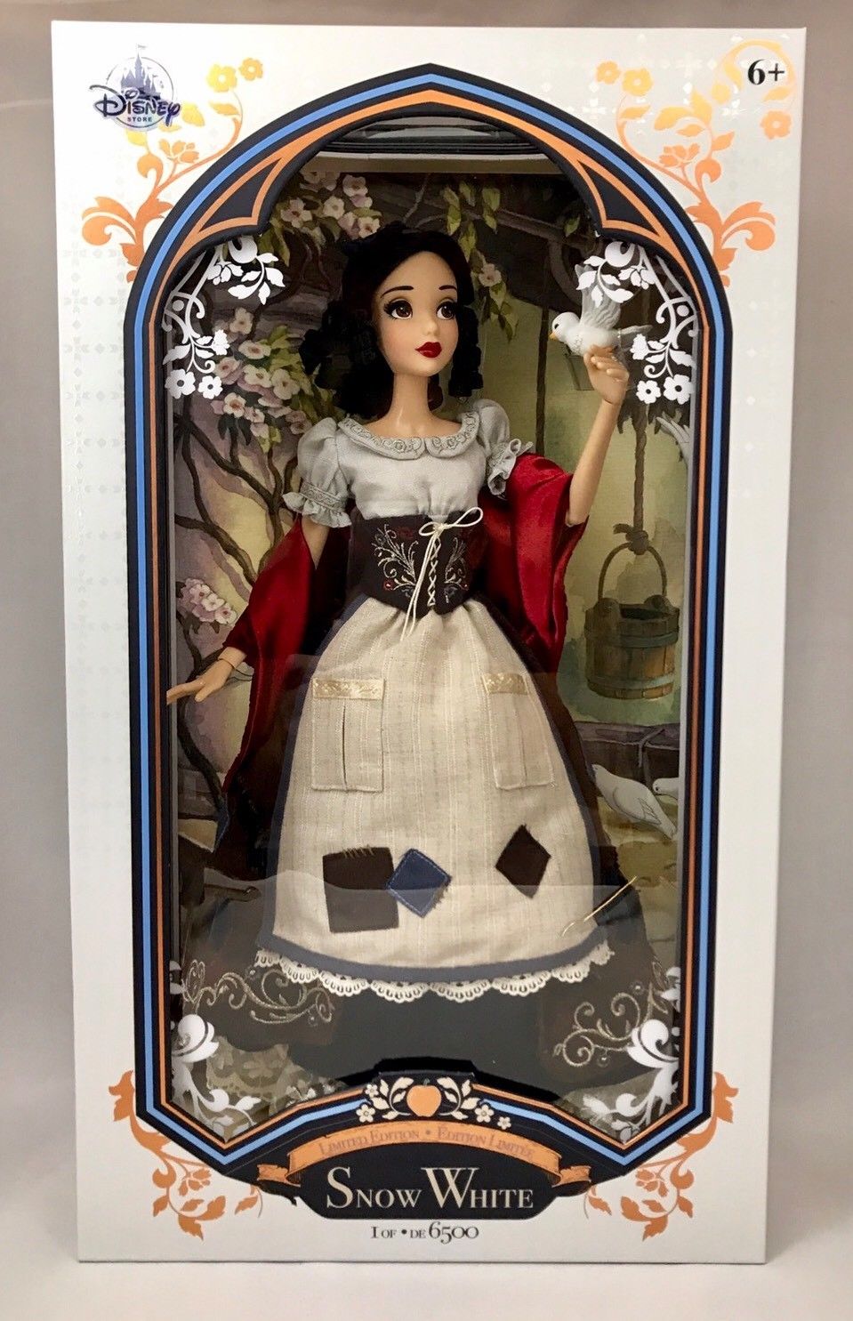 Disney Store 2017 SNOW WHITE 17" Limited Edition Doll 6500 - NEW