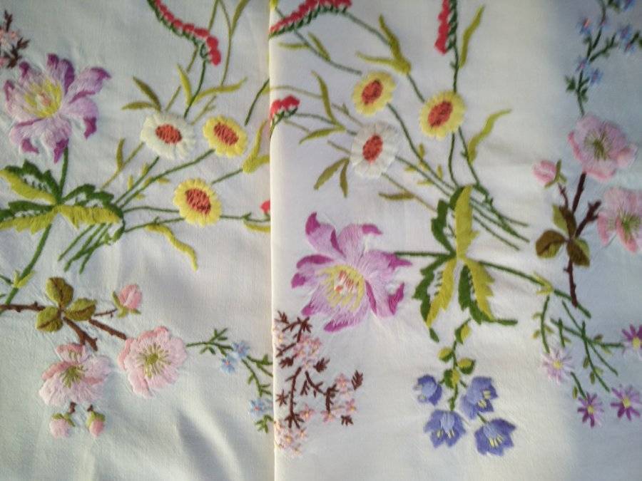 Fabulous Wild Flowers ~Vintage Lge Raised Hand Embroidered Tablecloth 51" X 52"+