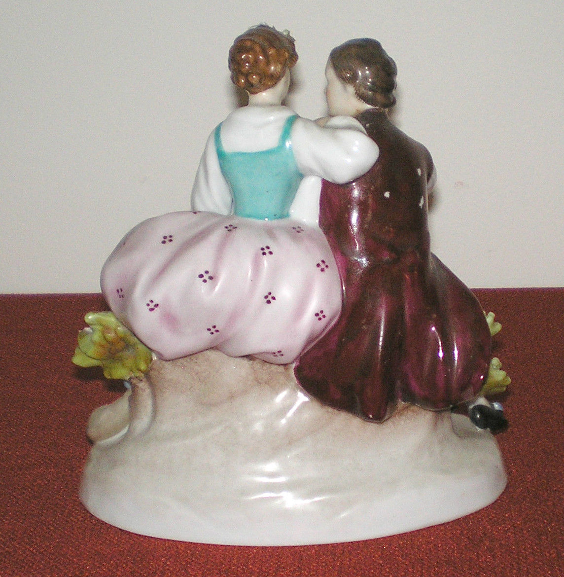 19TH CENTURY ANTIQUE CONTINENTAL PORCELAIN FIGURE GROUP DRESDEN FRENCH COUPLE