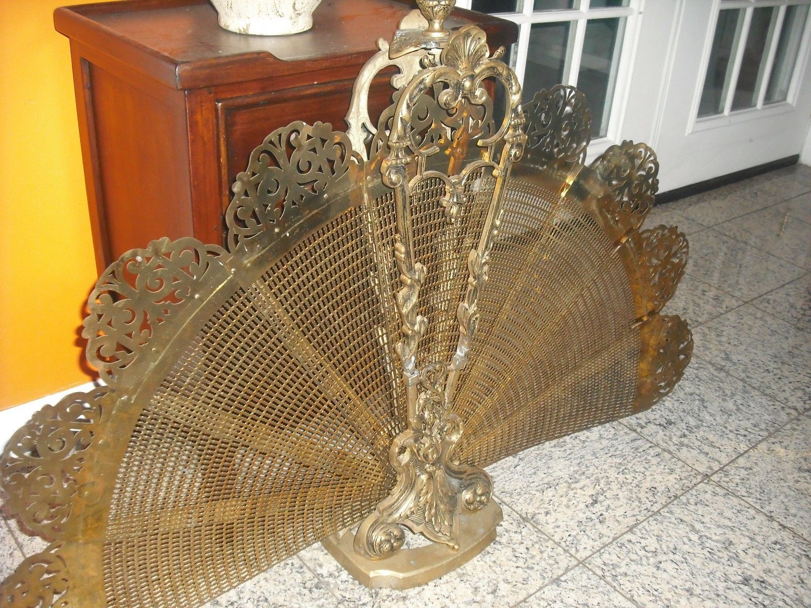 PEACOCK SOLID BRASS SUPER HEAVY FIREPLACE SCREEN