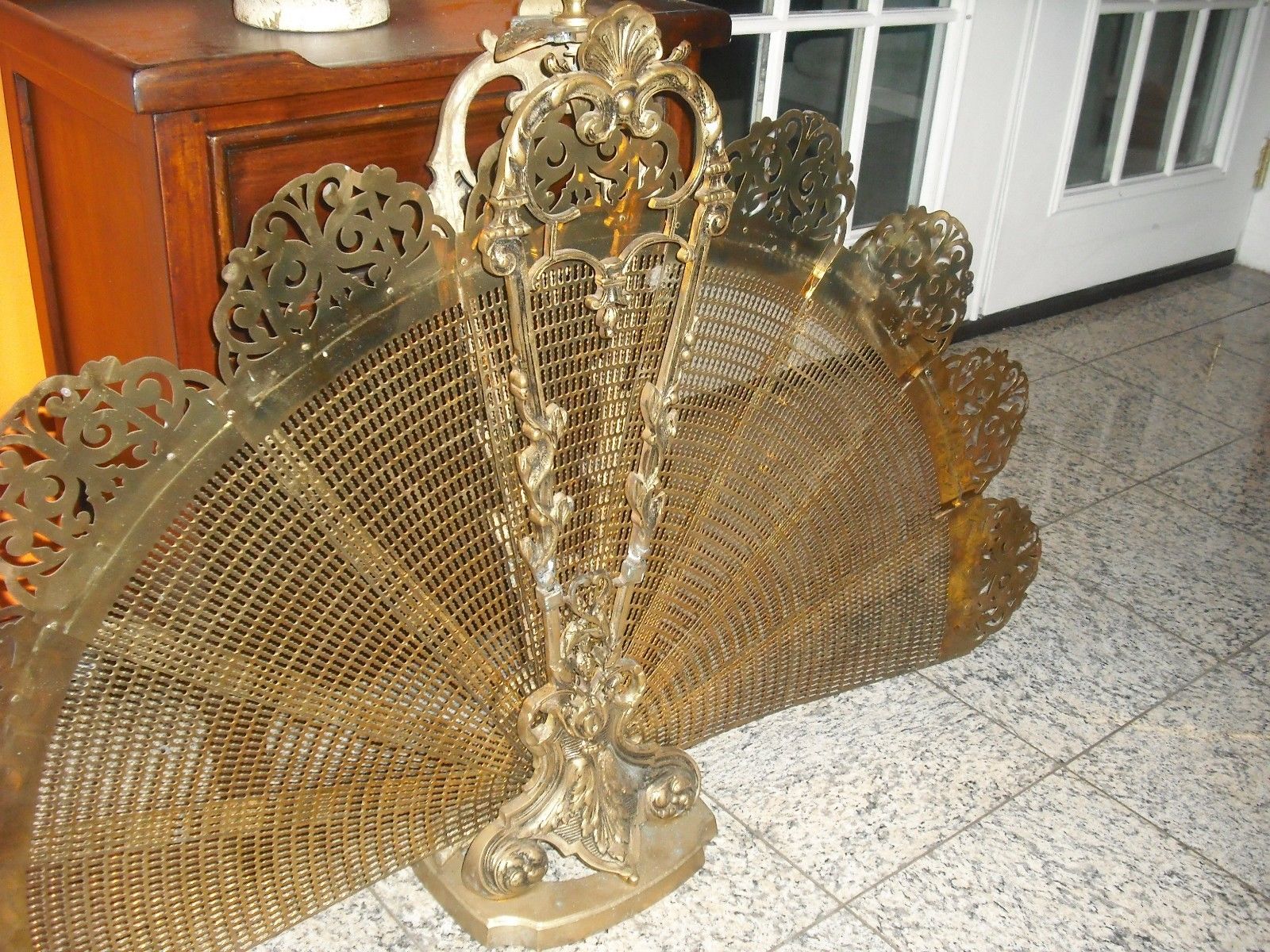 PEACOCK SOLID BRASS SUPER HEAVY FIREPLACE SCREEN