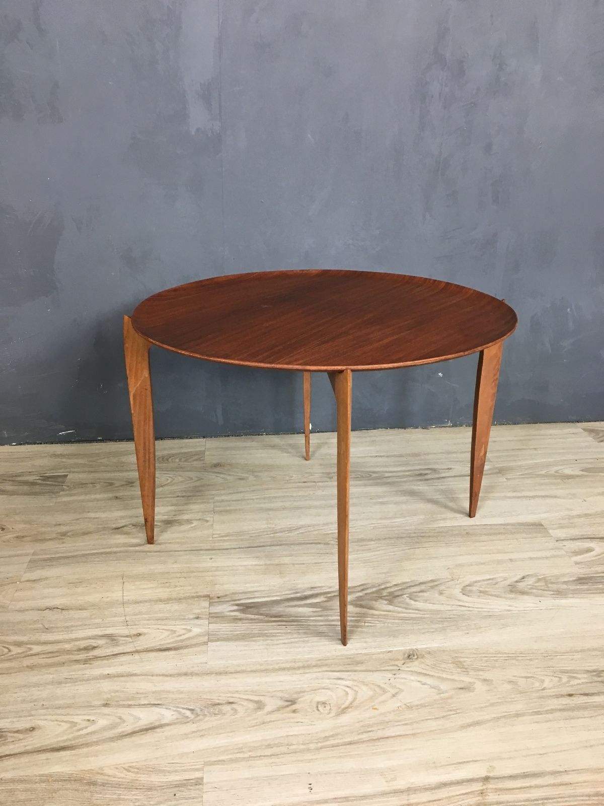 Fritz Hansen Teak Tray-Top Round Side Table