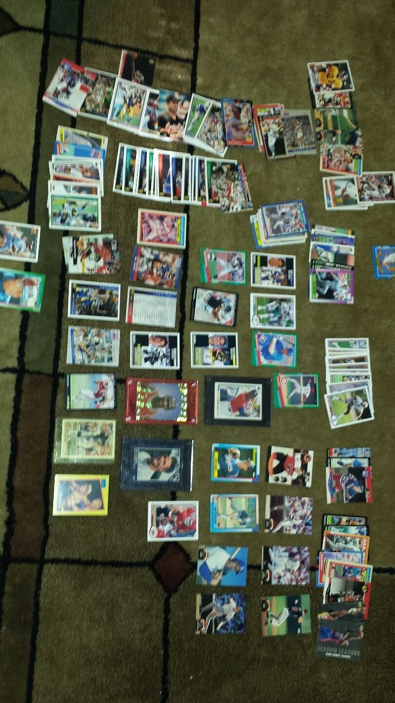HUGE SPORTS CARD LOT COLLECTION
