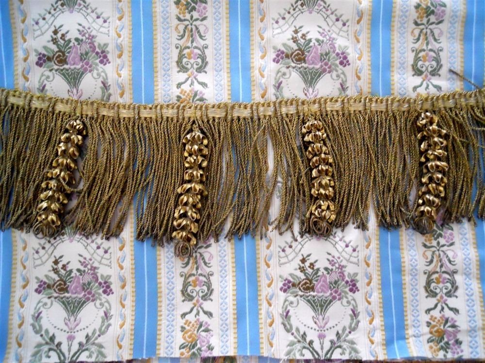 ANTIQUE FRENCH GOLD  METALLIC EYELET TRIM CATERPILLAR 18TH-CENTURY