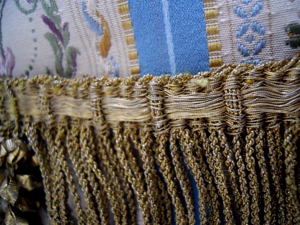 ANTIQUE FRENCH GOLD  METALLIC EYELET TRIM CATERPILLAR 18TH-CENTURY