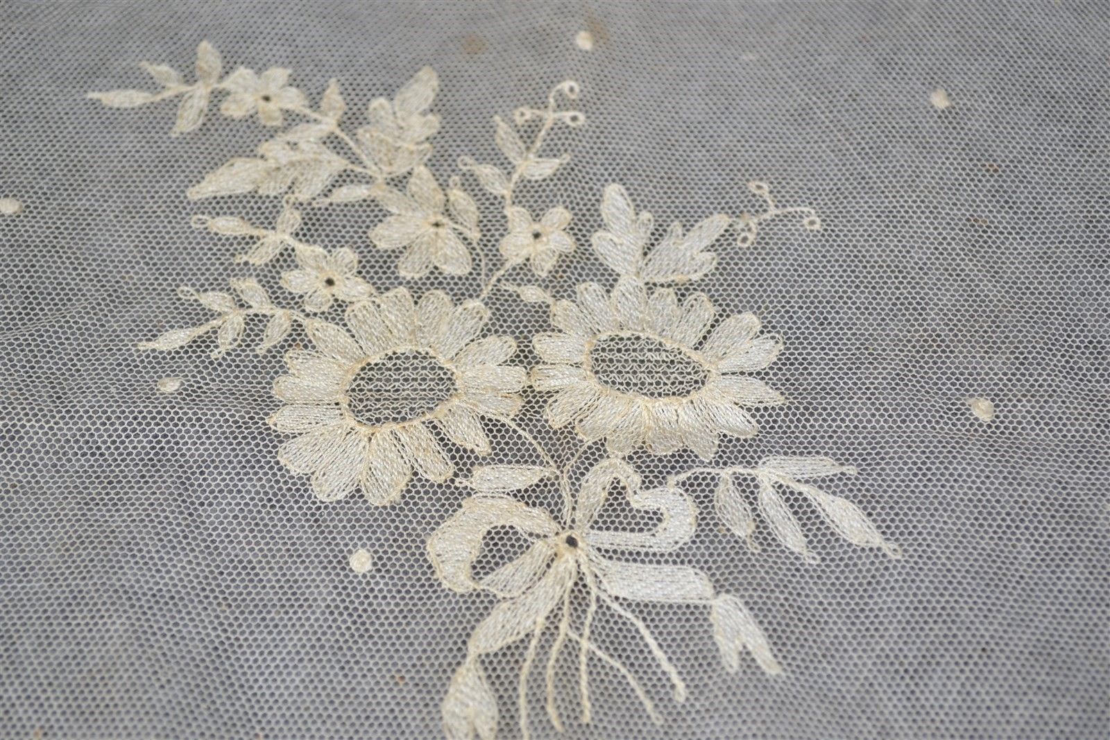 antique net lace handkerchief handmade embroidered cotton museum white best