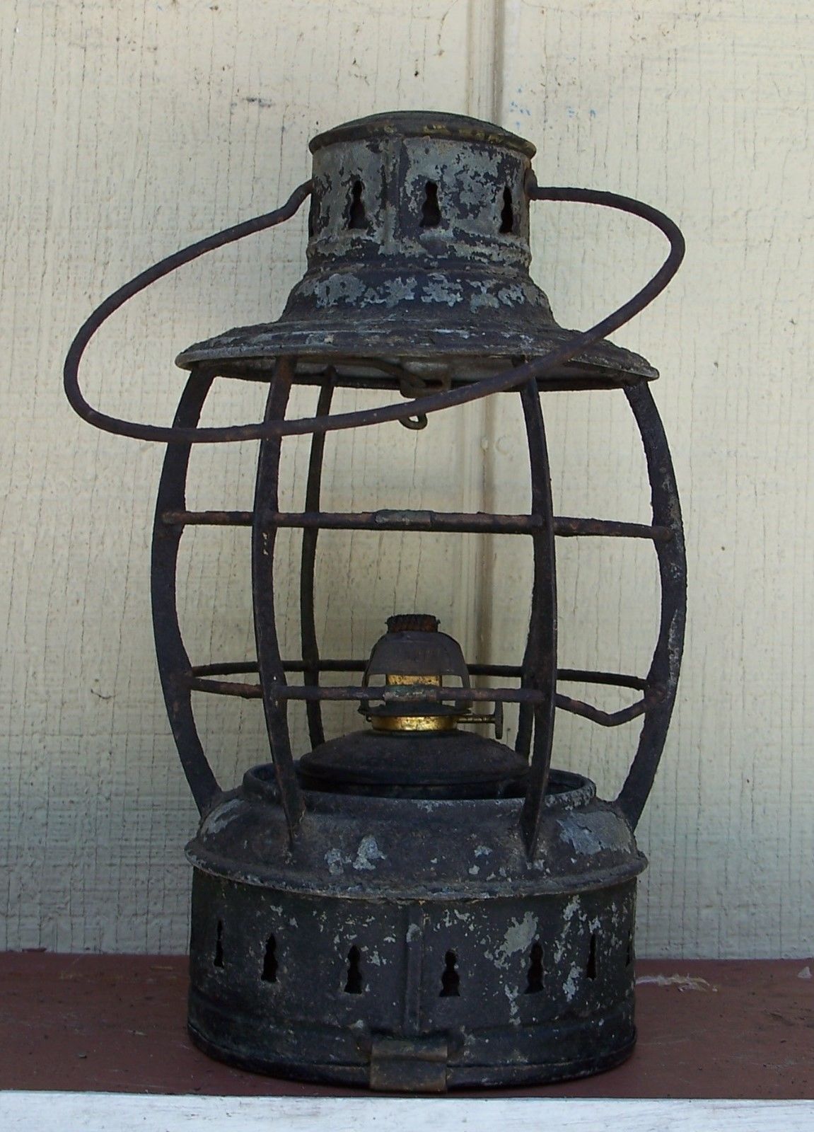 antique Nautical style Lantern marine oil light