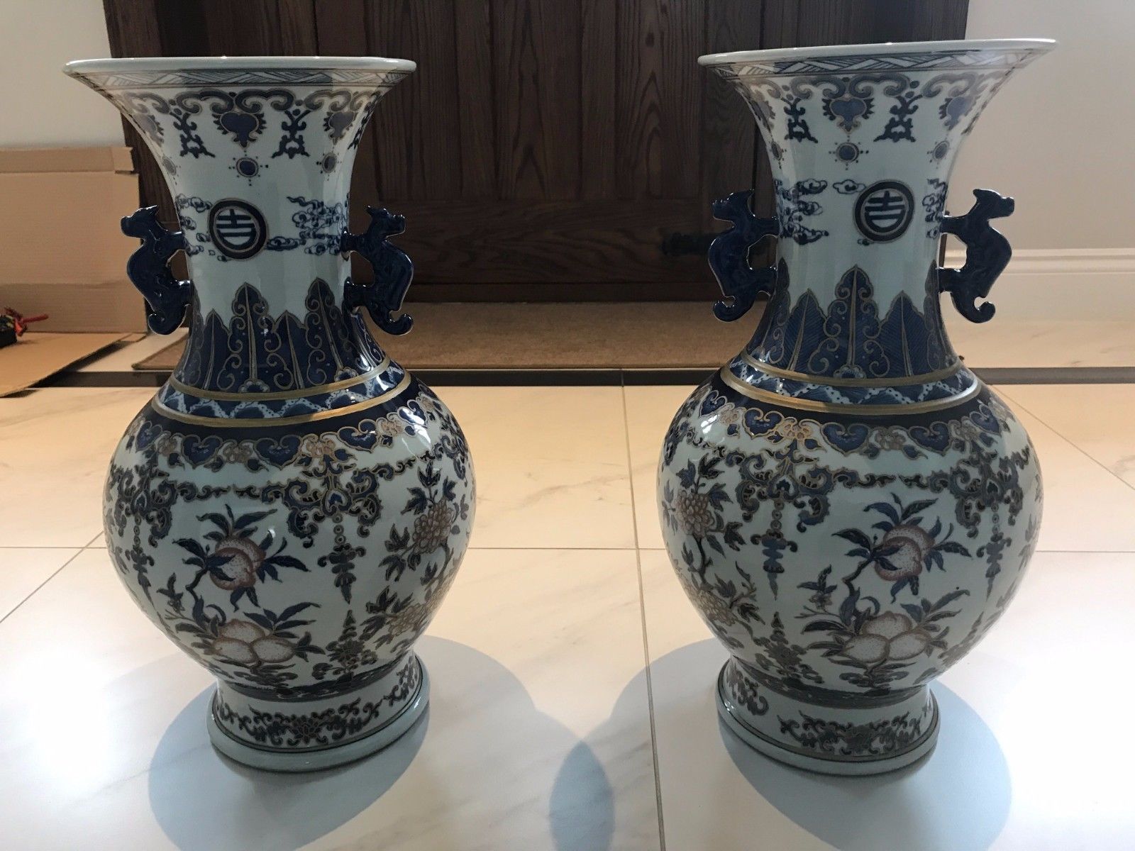 2 Chinese Antique Vase's