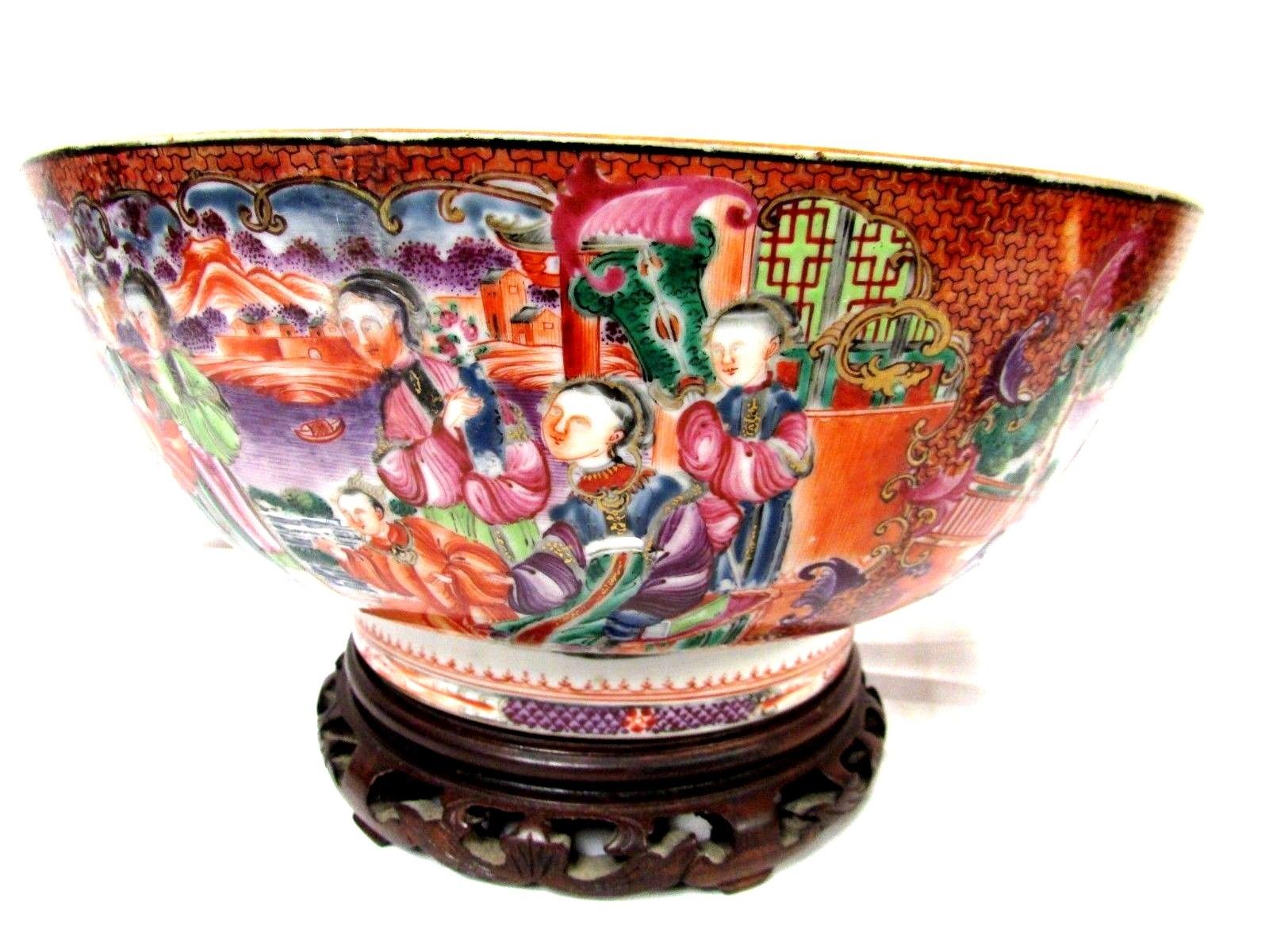 CHINESE PORCELAIN FAMILLE ROSE MANDARIN BOWL 18th C 11" Wide