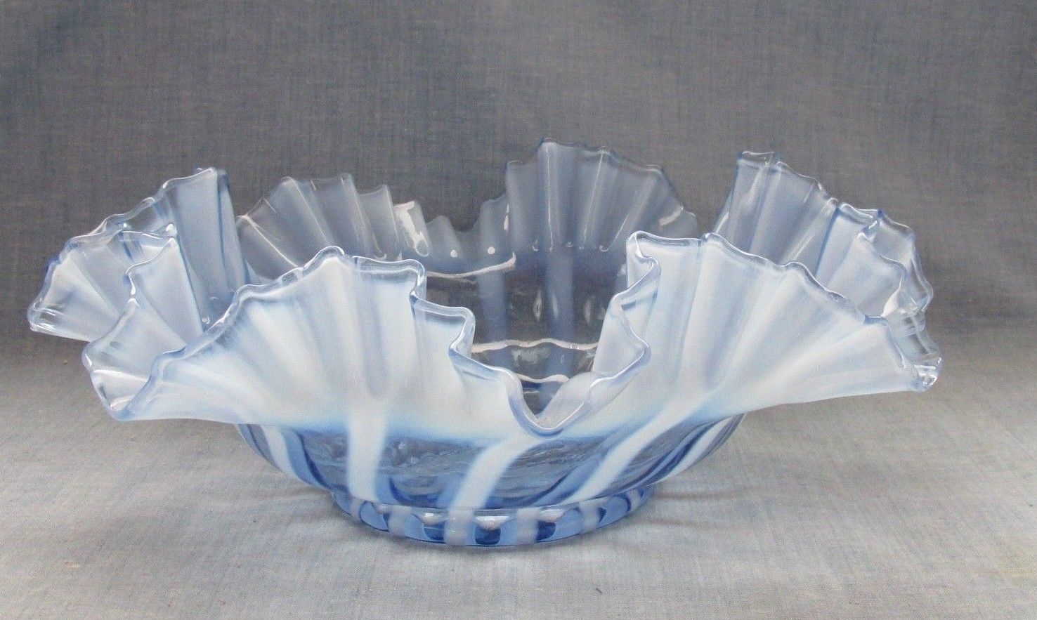 FENTON GLASS BLUE RIB OPTIC OPALESCENT LARGE 13-1/4" BOWL