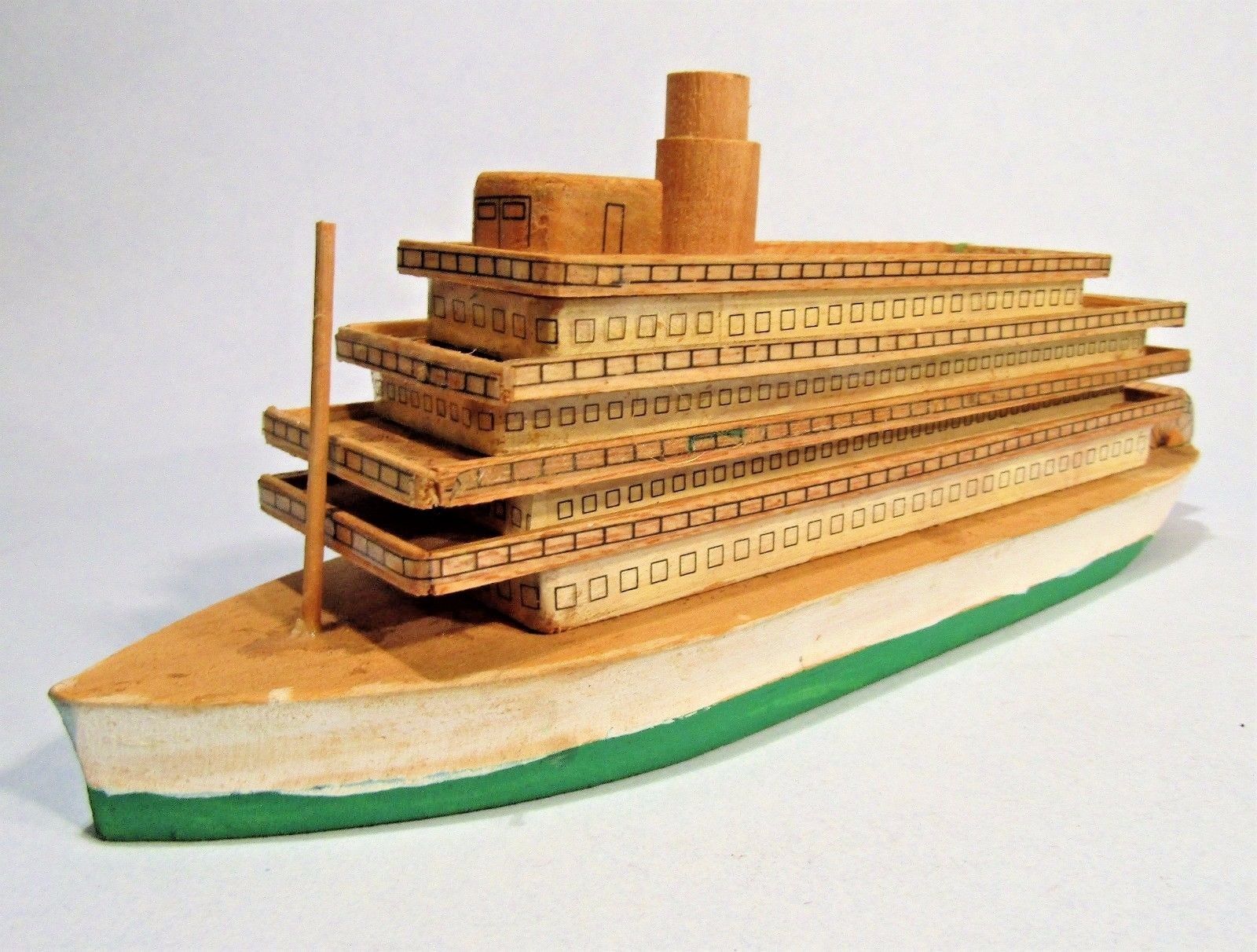 MISSISSIPPI RIVERBOAT VINTAGE FOLK ART MODEL SHIP WOODEN BOAT NAUTICAL AMERICANA