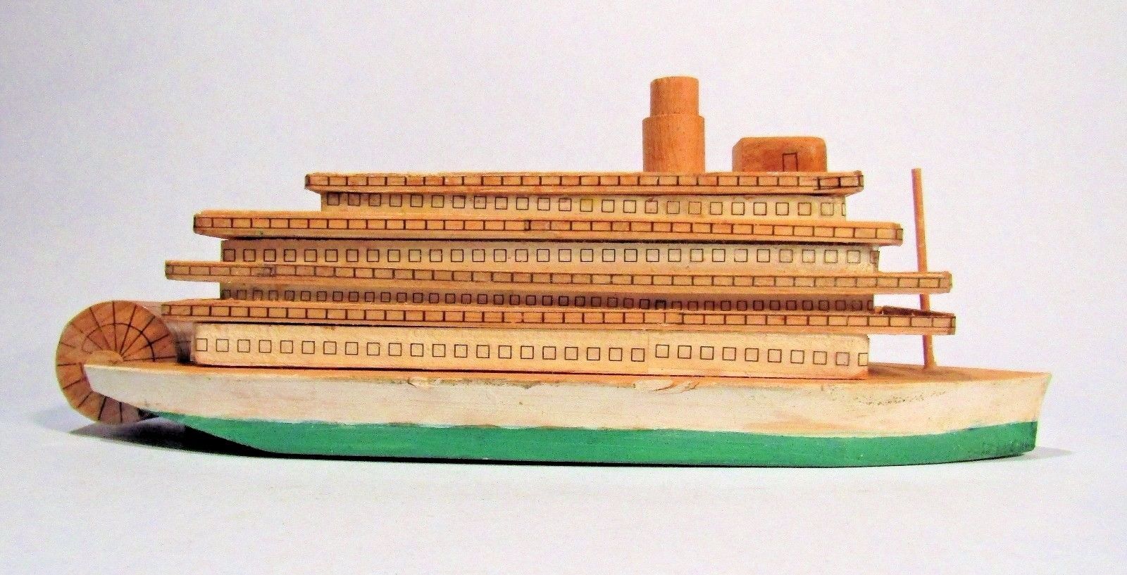 MISSISSIPPI RIVERBOAT VINTAGE FOLK ART MODEL SHIP WOODEN BOAT NAUTICAL AMERICANA