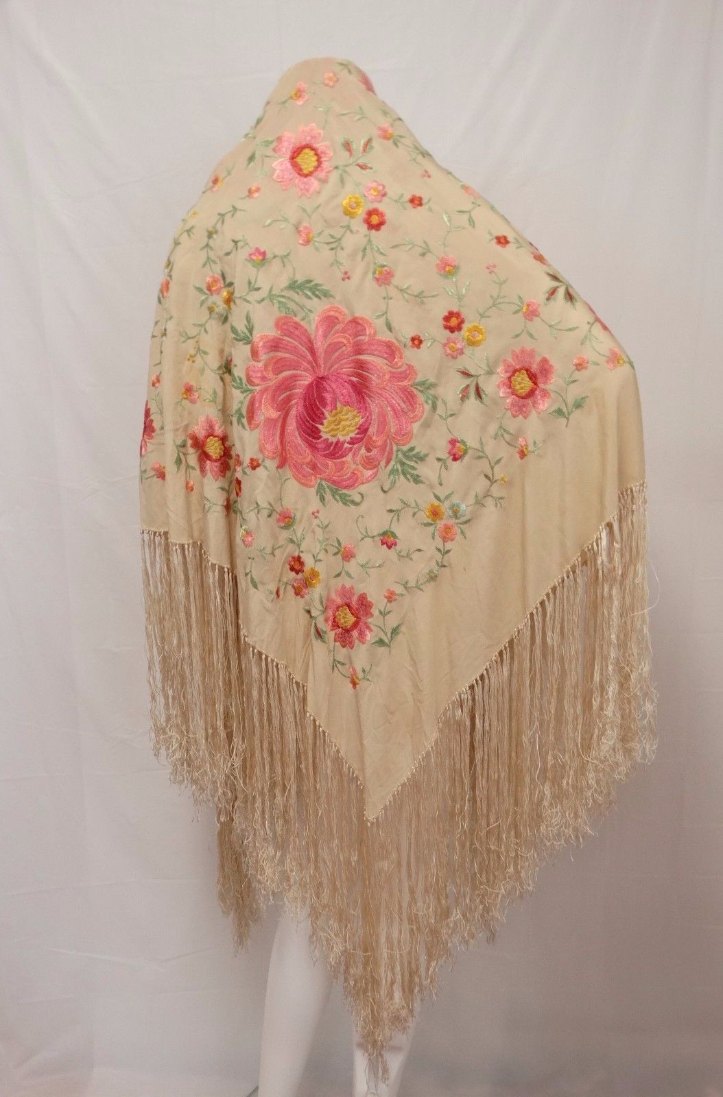 ANTIQUE SILK PIANO SHAWL FLORAL EMBROIDERED LONG FRINGE VIVID PINK FLOWER