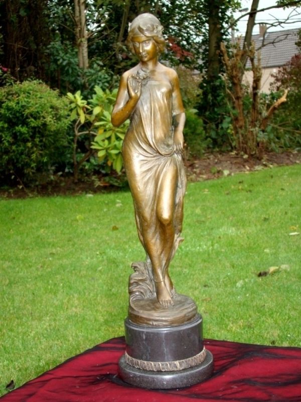 Statue Sculpture Damsel Art Deco Style Art Nouveau Style Bronze