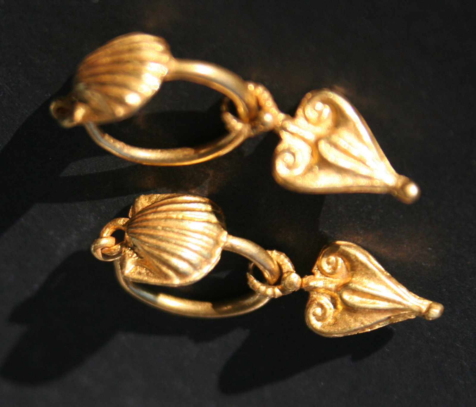 ANCIENT GOLD EAR RINGS – PAIR***INTACT***RARE