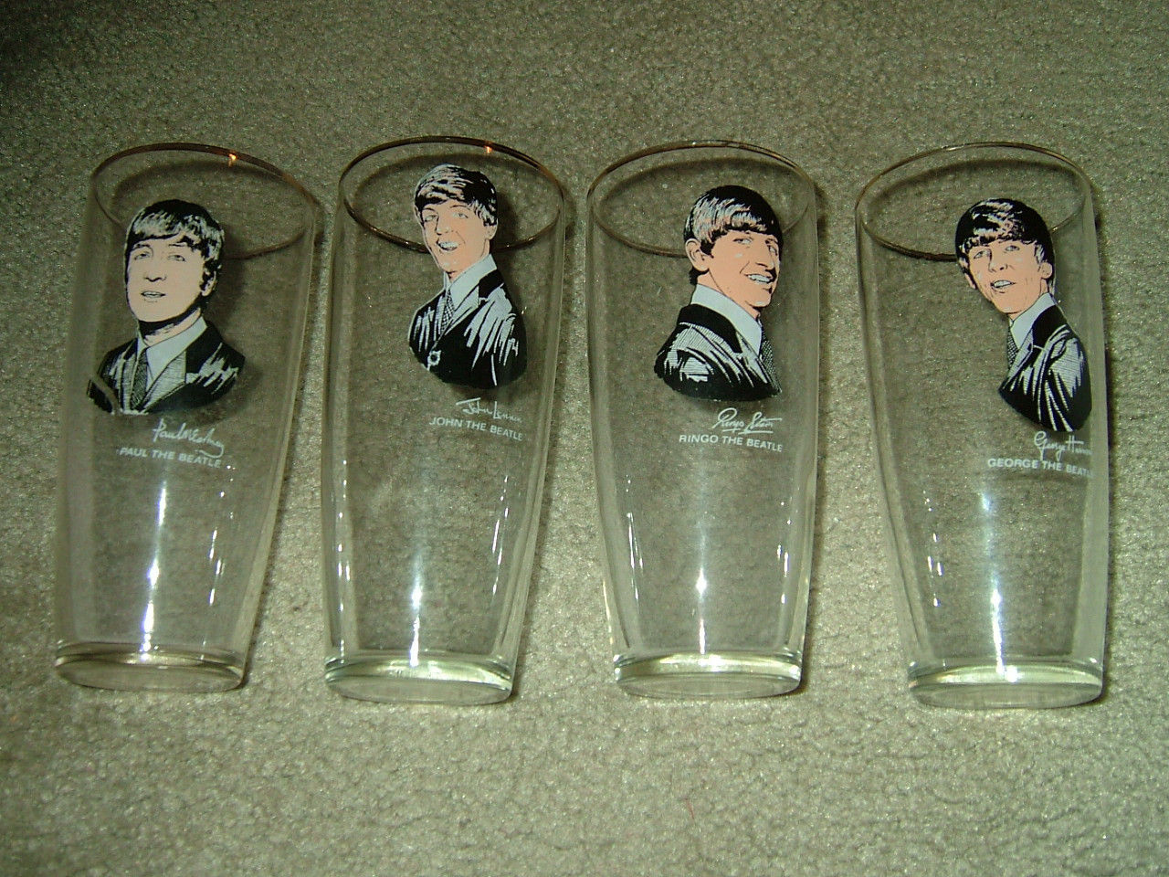BEATLES 1964 SET OF GLASSES FROM HOLLAND. JOHN LENNON/PAUL MCCARTNEY/RINGO STARR