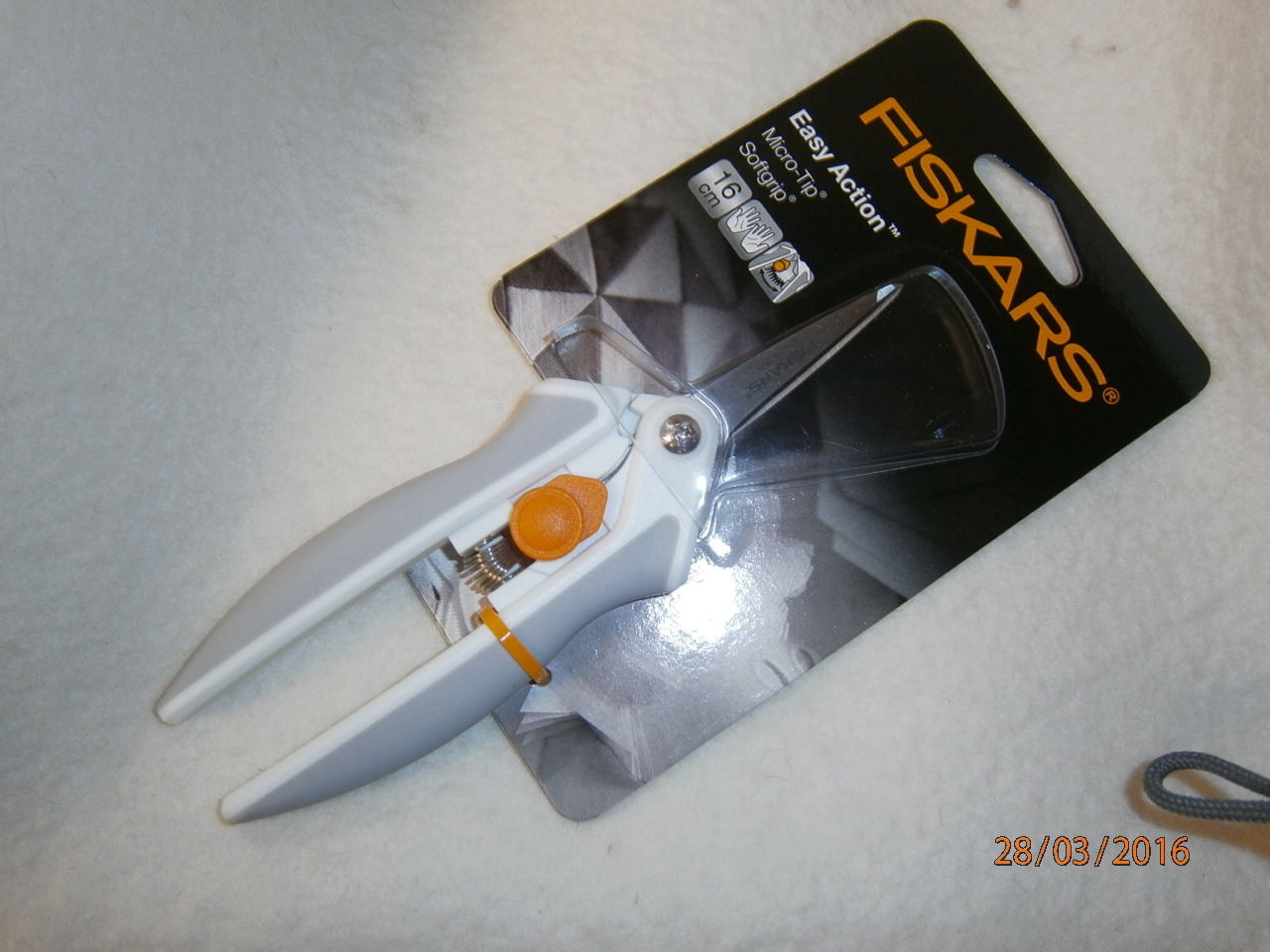 FISKARS Fabric scissors,ideal for Mohair,Softtouch Micro-Tip,16 cm+Sharpener