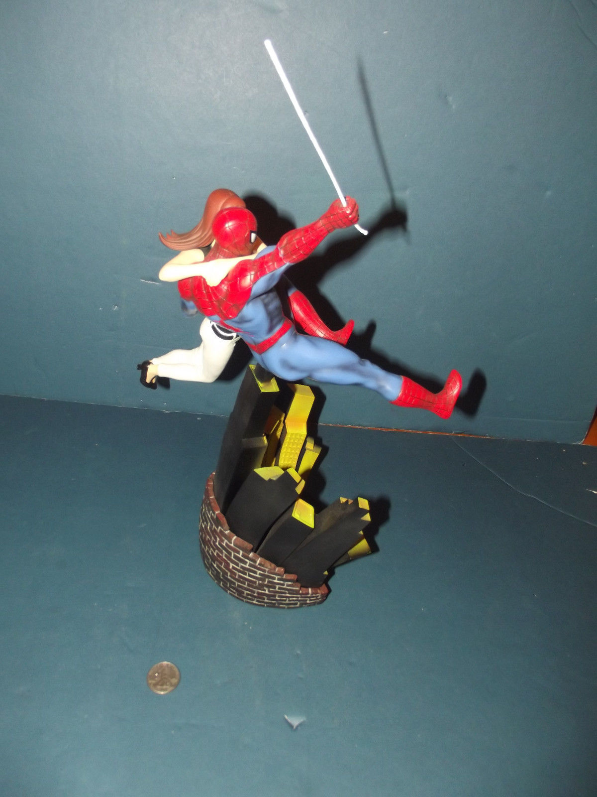 Kotobukiya's Amazing Spider-Man and Mary Jane Statue #405/650