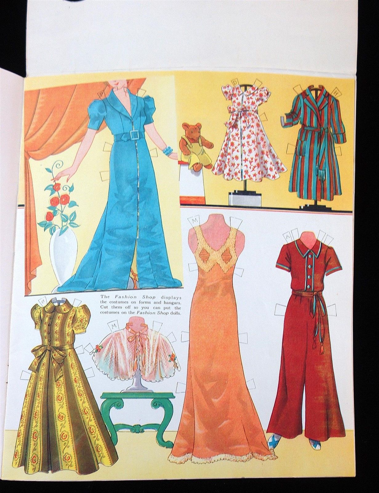 Un-Cut Paper Doll Book - Fashion Shop Paper Dolls Saalfield 1938 Art Deco