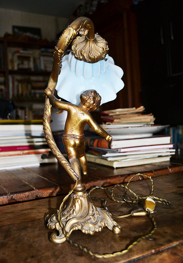 French antique 1900 cherub angel amour bronze lamp opaline shade art nouveau