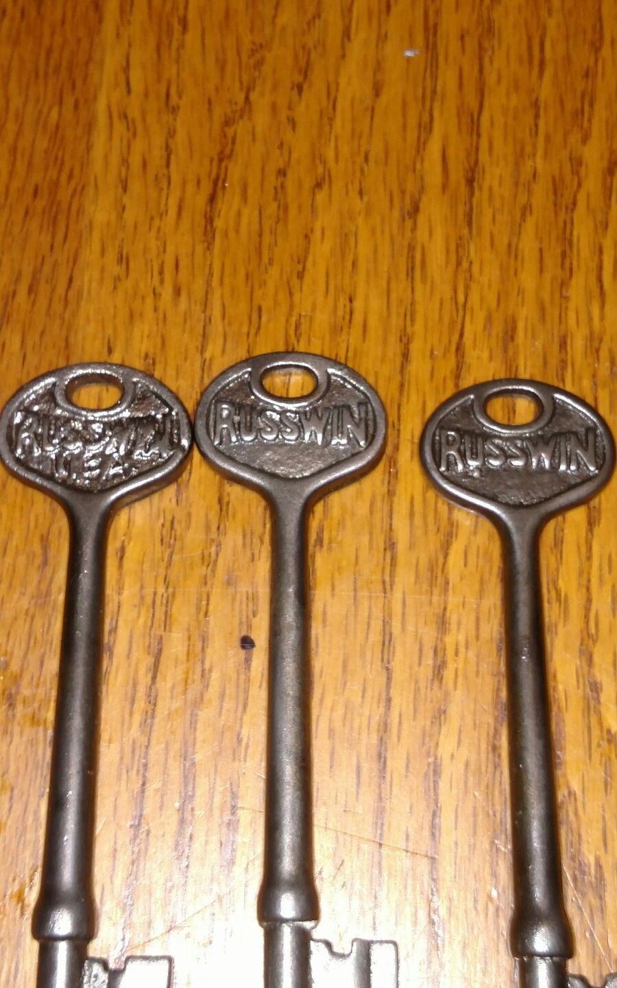 VINTAGE RUSSWIN SKELETON KEYS 3