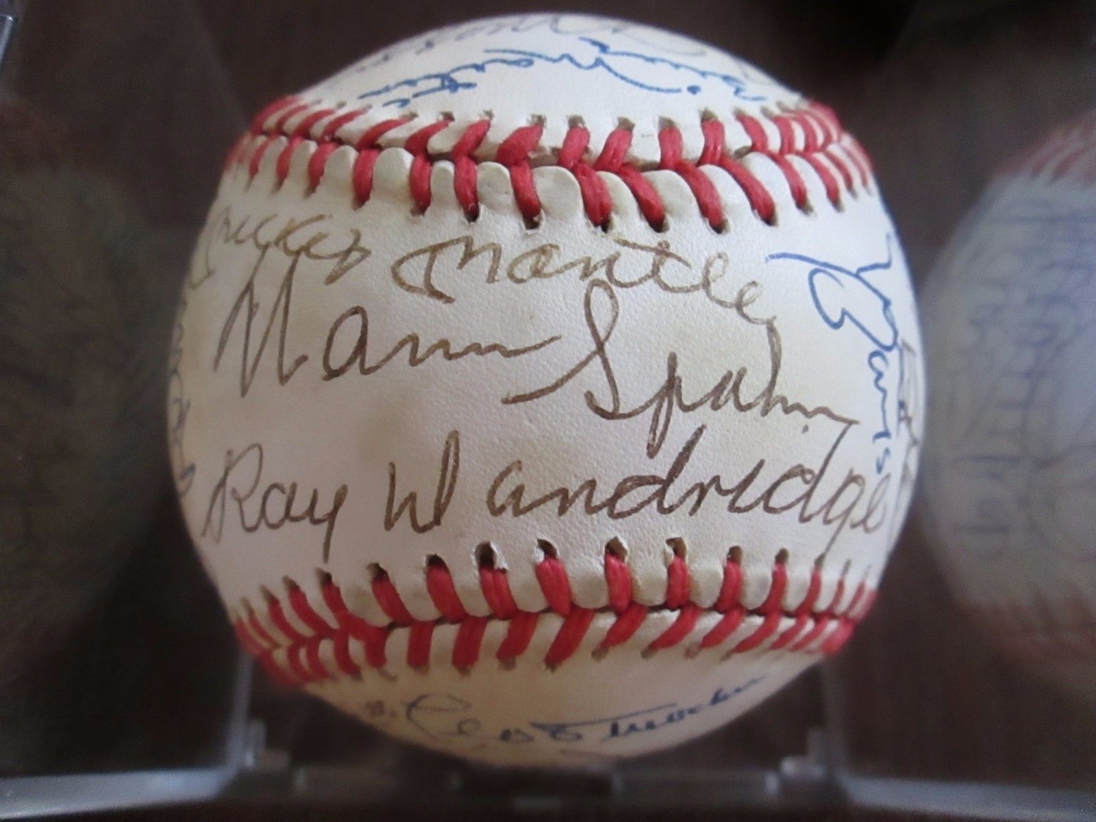 MICKEY MANTLE JOE DIMAGGIO MUHAMMAD ALI AUTOGRAPHED BASEBALL WOW! PLEASE READ