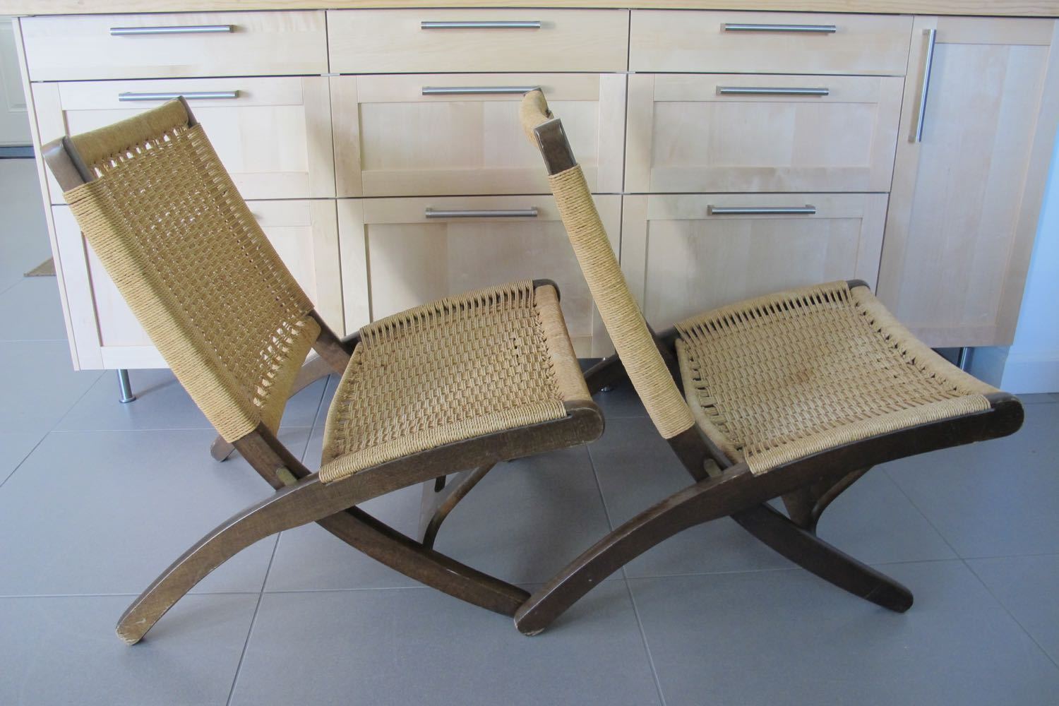 Mid Century Danish Hans Wegner Style Folding Rope Chairs x 2 Retro Pair