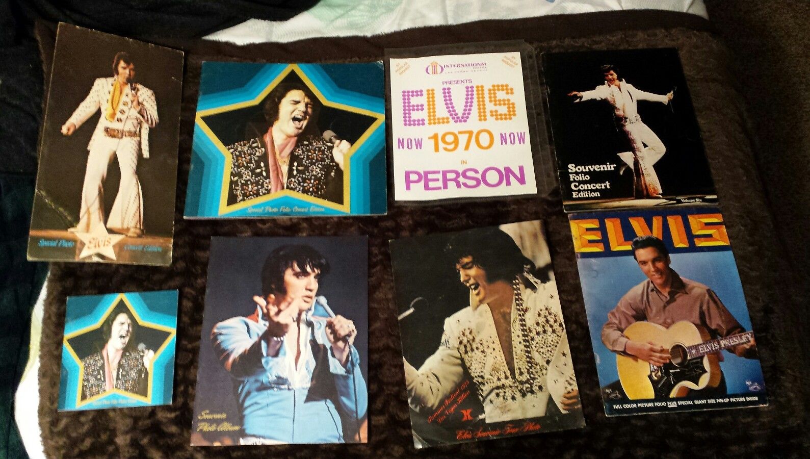 Elvis Presley LOT 6 Concert Photo albums + 2 RARE  Las Vegas Items