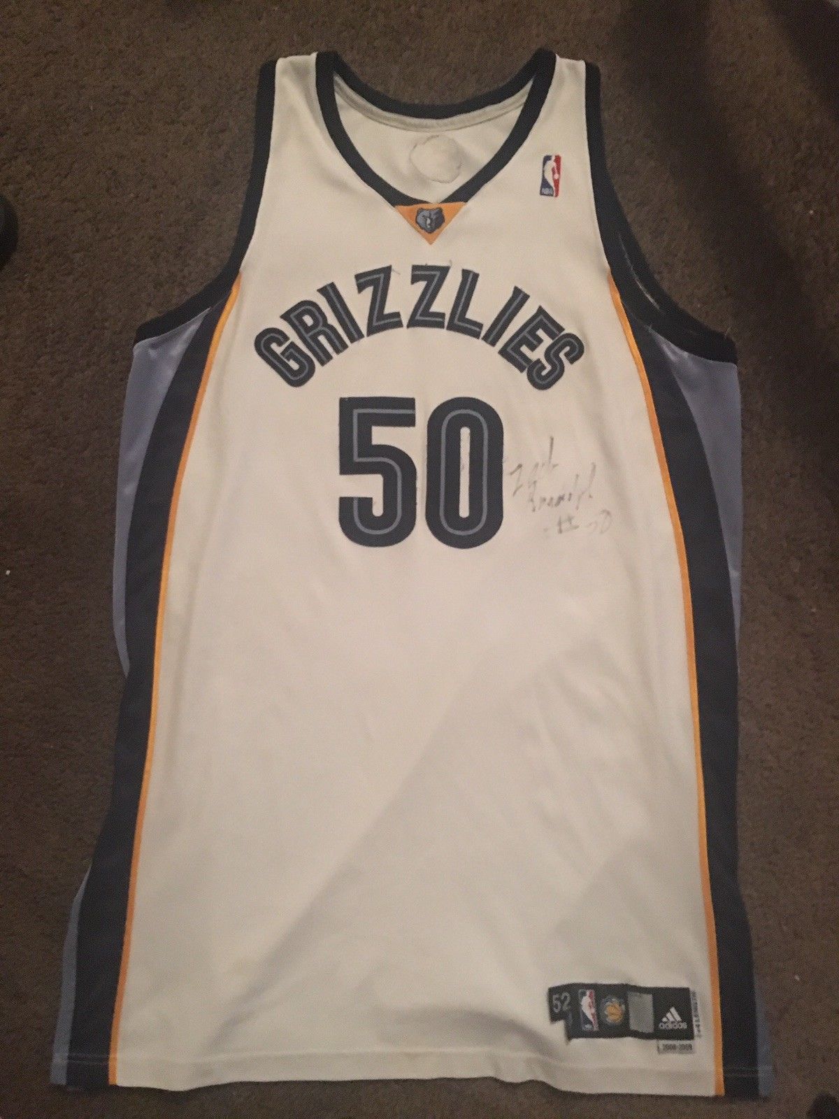 PHOTOMATCHED Zach Randolph 2009-10 Memphis Grizzlies Game worn home jersey