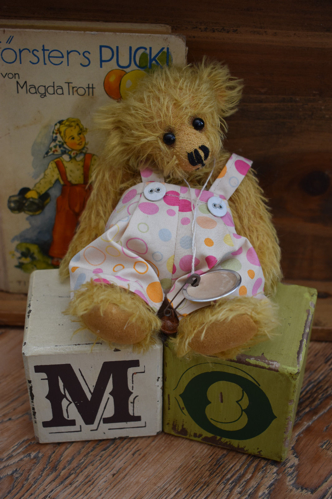 Mohair Bear Kit  8 Inch, Icludes ready Made Pants