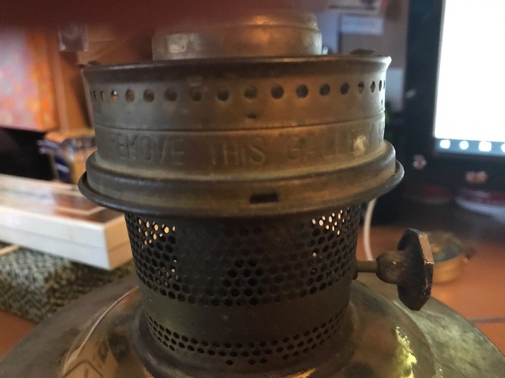 Vintage Aladdin Model #23 oil lamp Kerosene