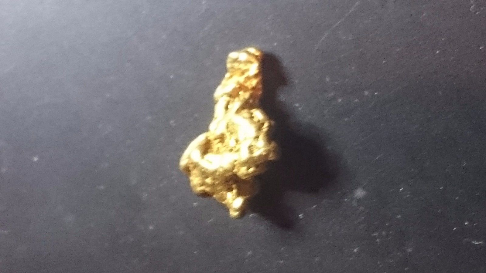 3.2 GRAM  22ct Natural Pure Scottish gold nugget ,