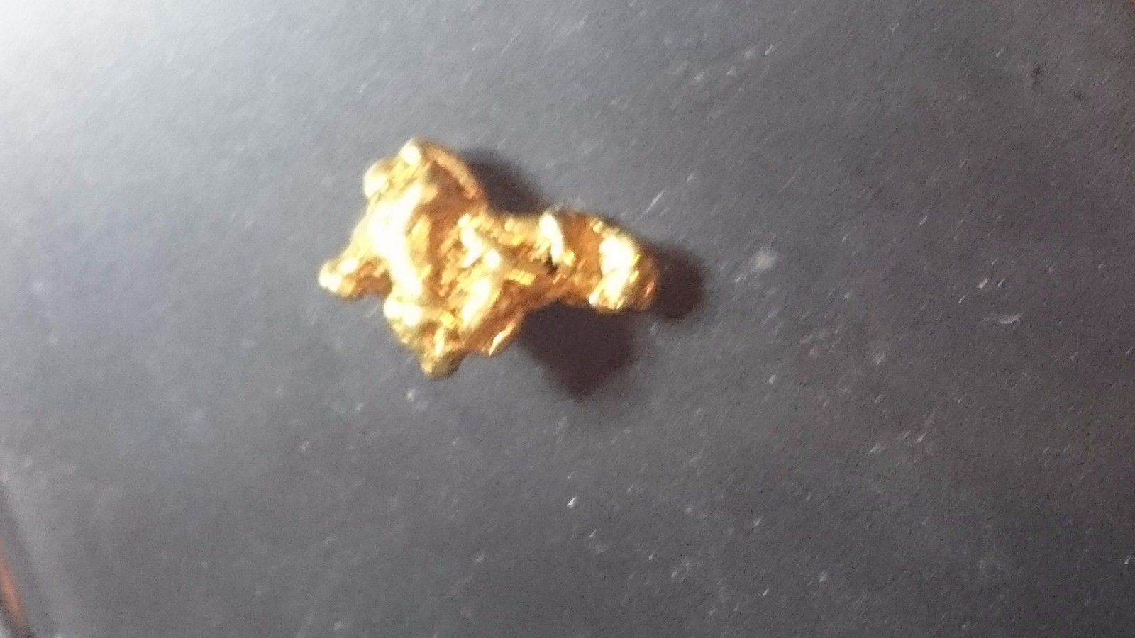 3.2 GRAM  22ct Natural Pure Scottish gold nugget ,