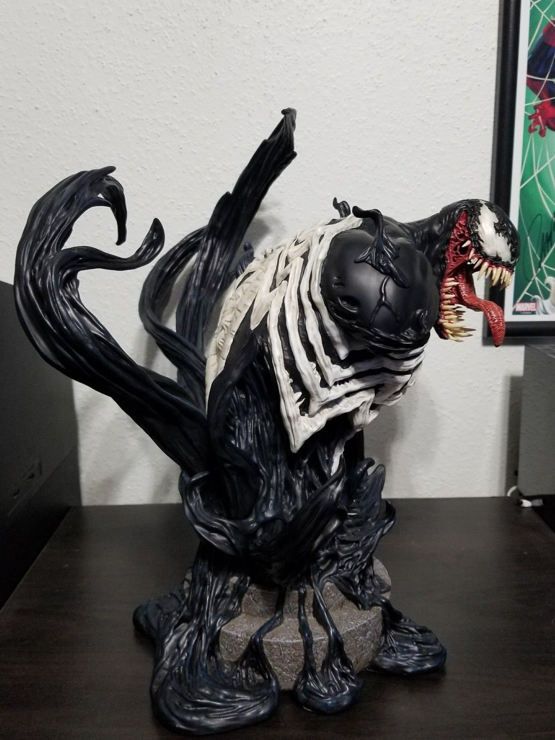 VENOM 1/4 SCALE BUST XM STUDIOS EXCLUSIVE 5/250 NOT SIDESHOW COLLECTIBLES MARVEL