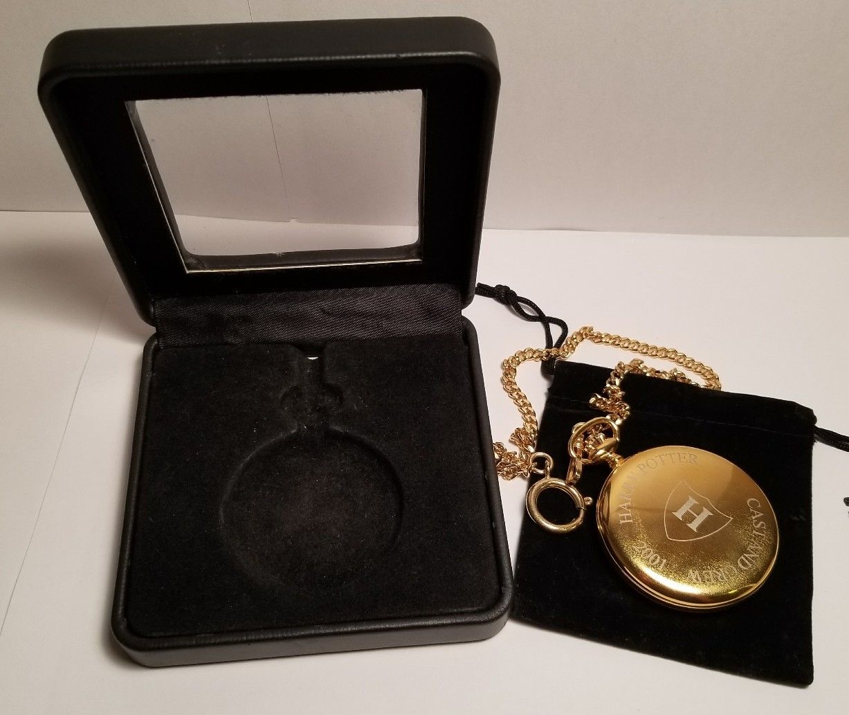 Harry potter and the sorcerer's stone cast and crew gift pocketwatch prop