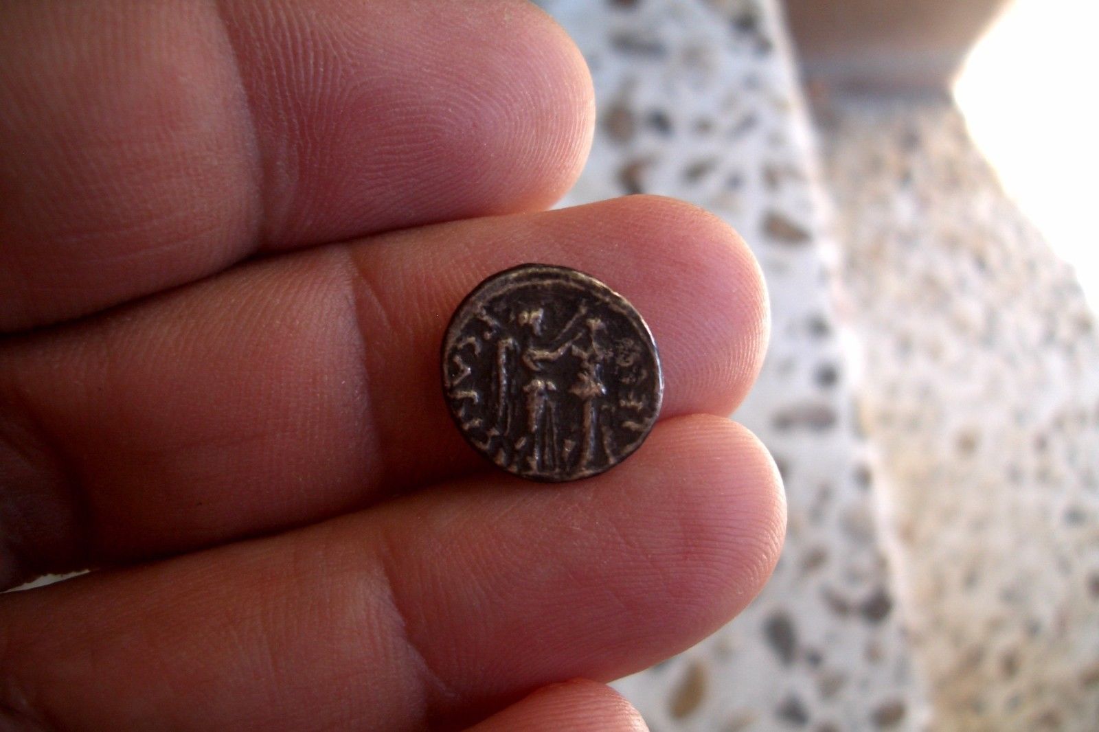 A66* VERY NICE SILVER QUINARIUS AUGUSTUS EMERITA SPAIN