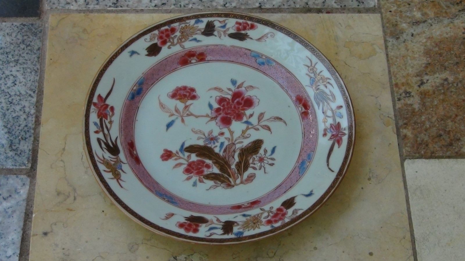 ANTIQUE 18c CHINESE QIANLONG GRISAILLE EXPORT FAMILLE ROSE  PORCELAIN PLATE