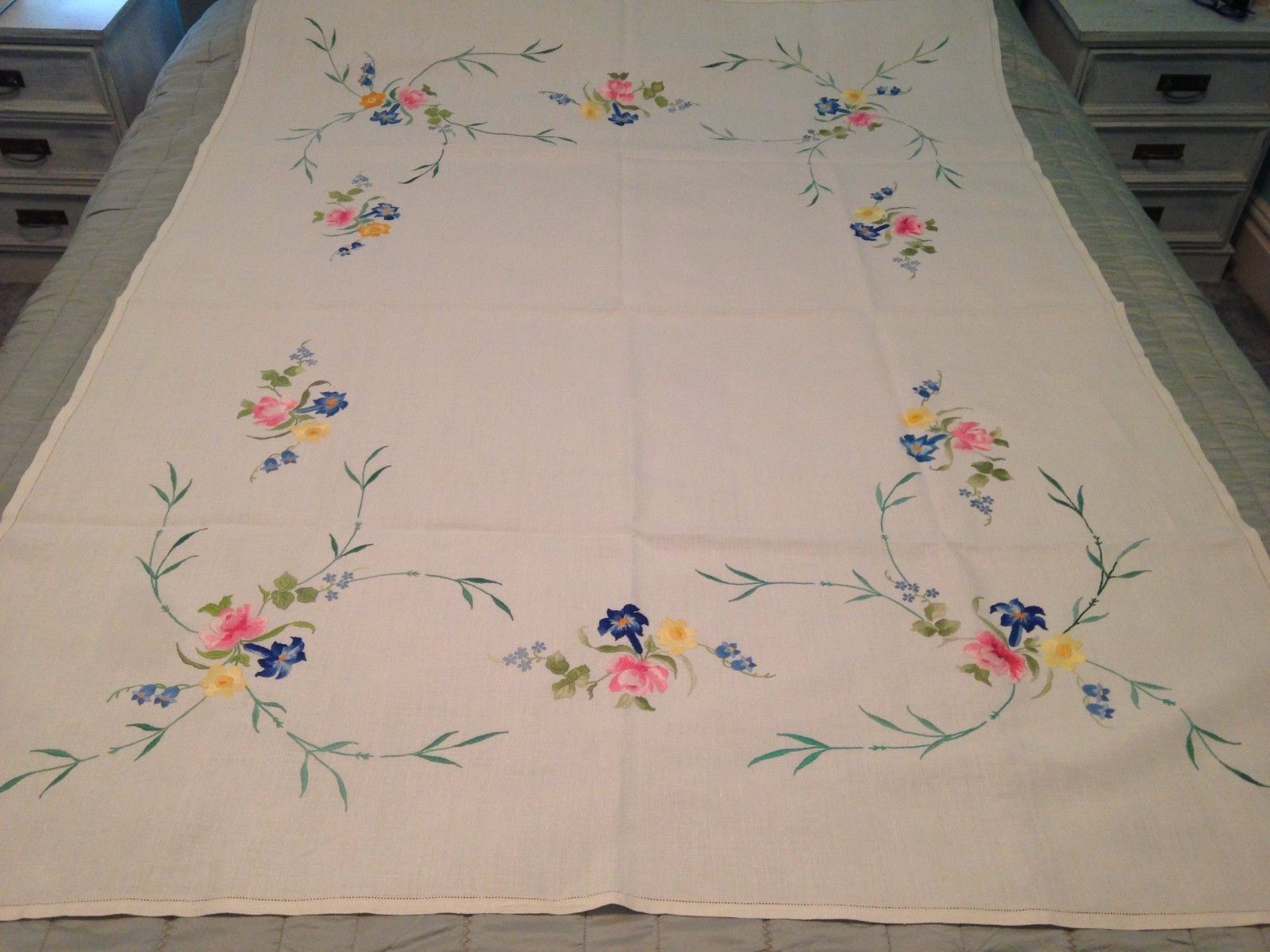 Vintage Hand Embroidered Cream Linen Tablecloth EXQUISITE FLOWERS