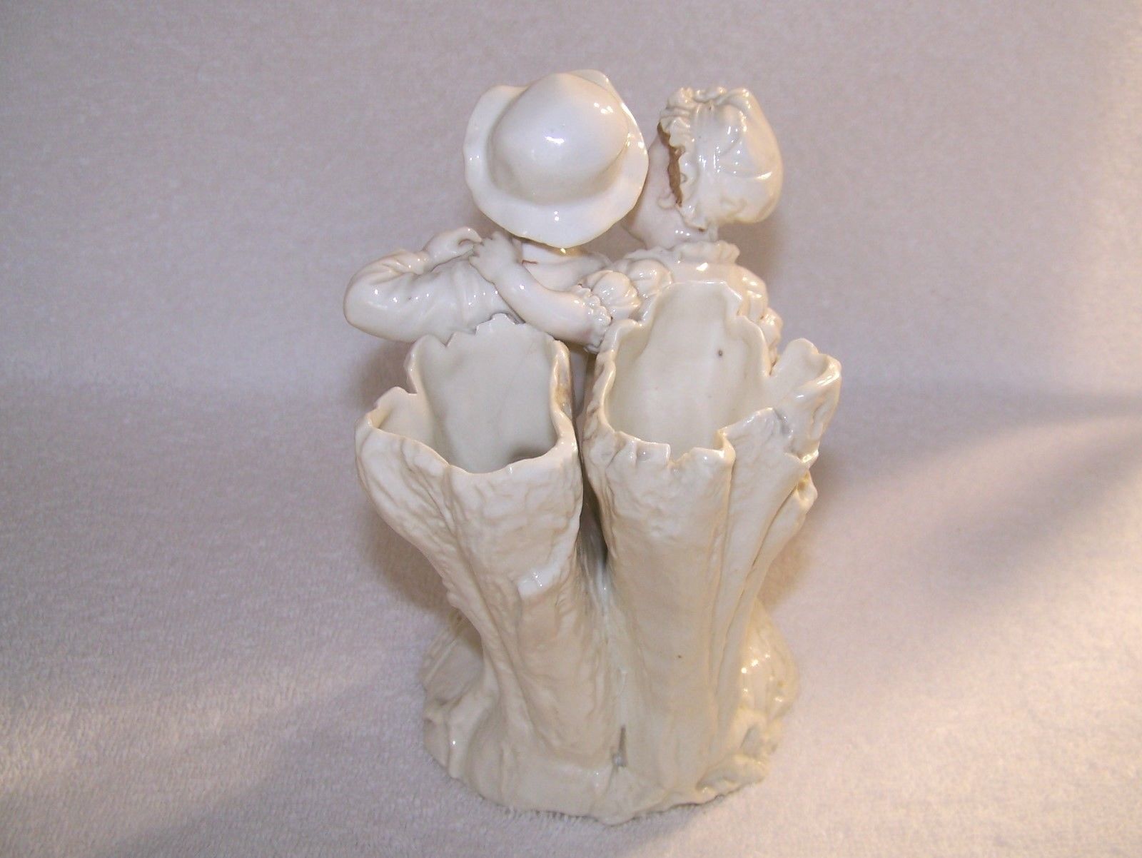 ANTIQUE Triebner Ens & Eckert [ Porcelain Boy & Girl Vase Figurine ]