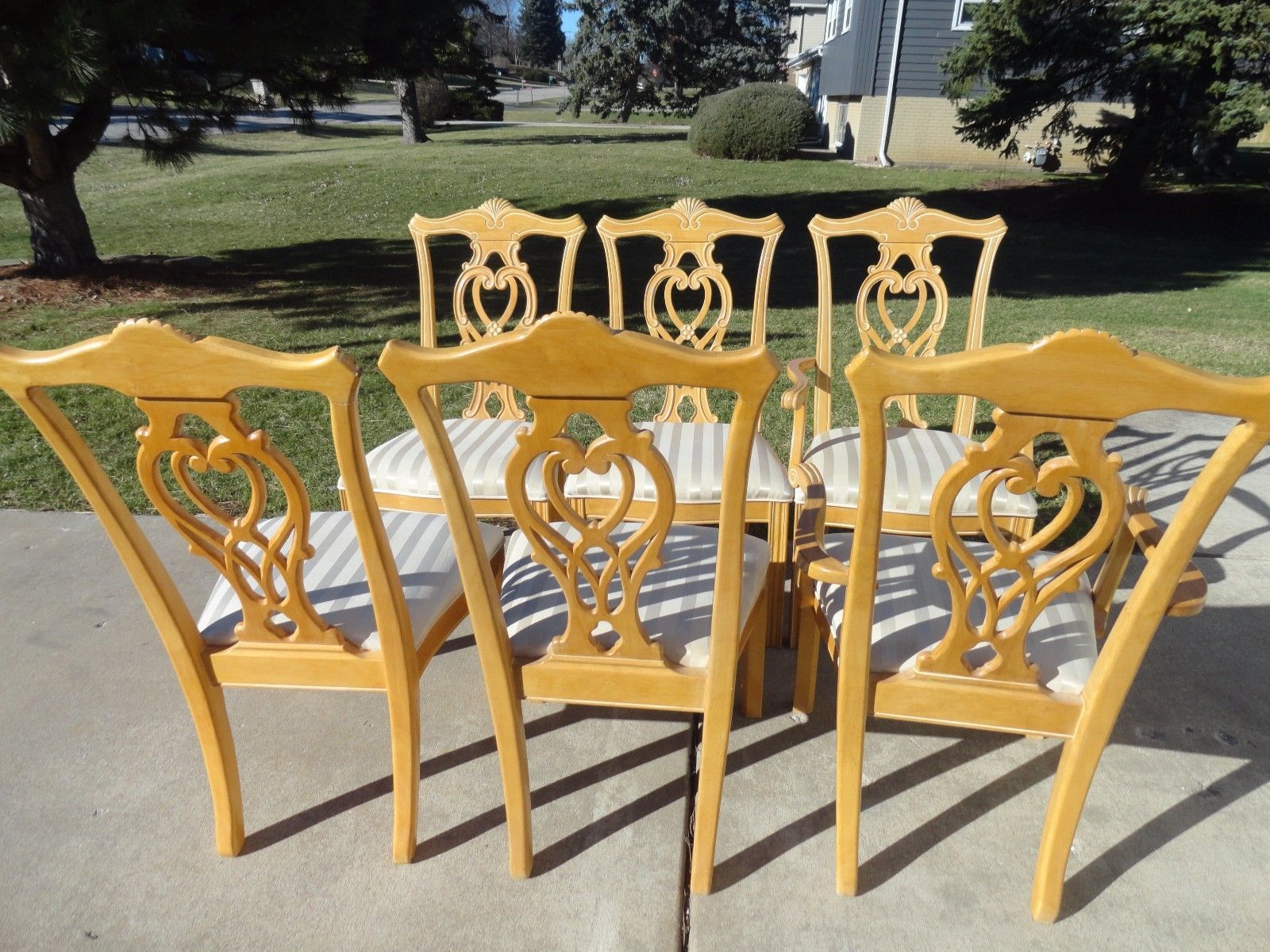 Chippendale Style Vintage Dining Chairs / set of 6.