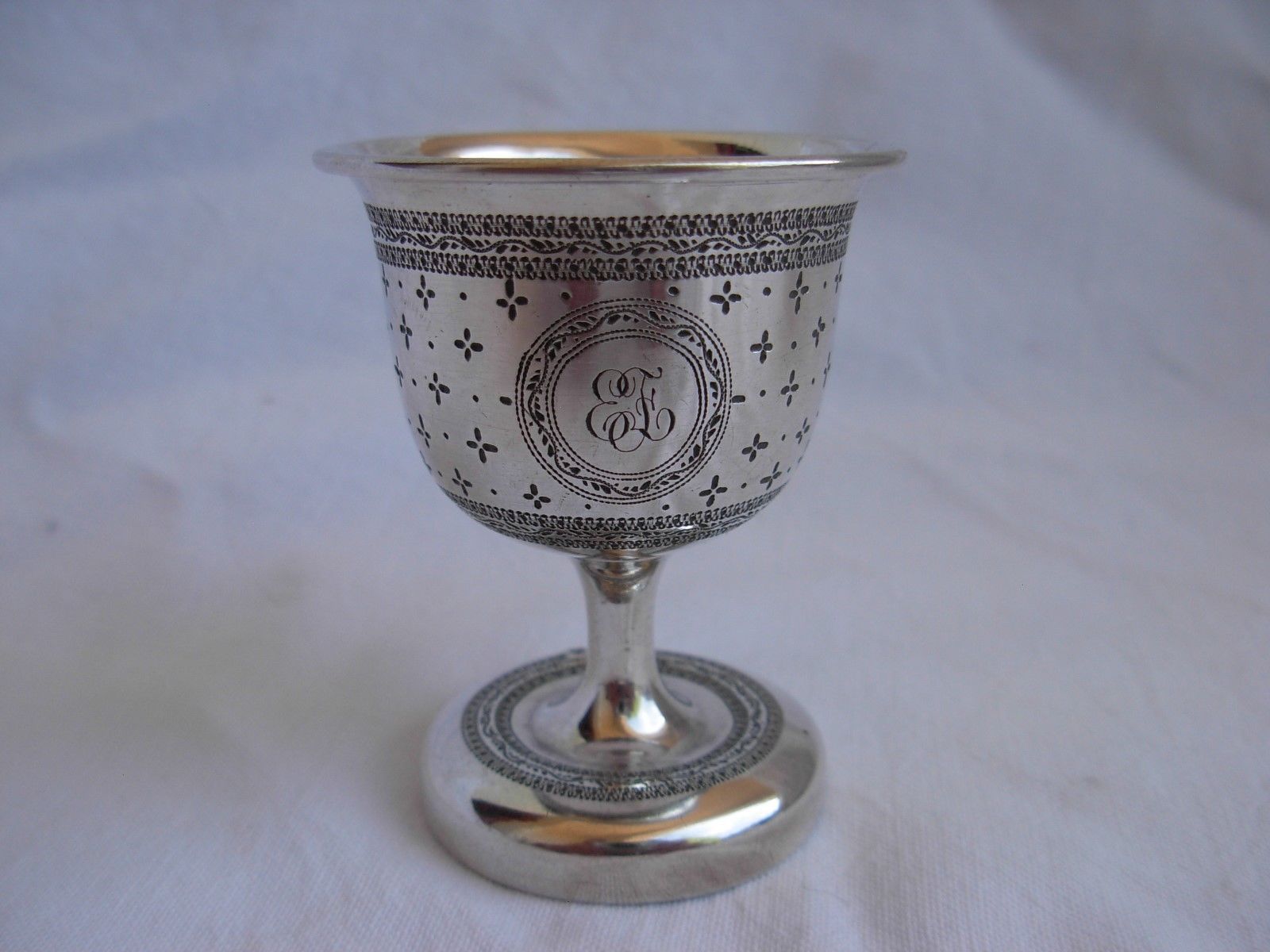 ANTIQUE FRENCH STERLING SILVER EGG CUP,LATE 19th CENTURY.