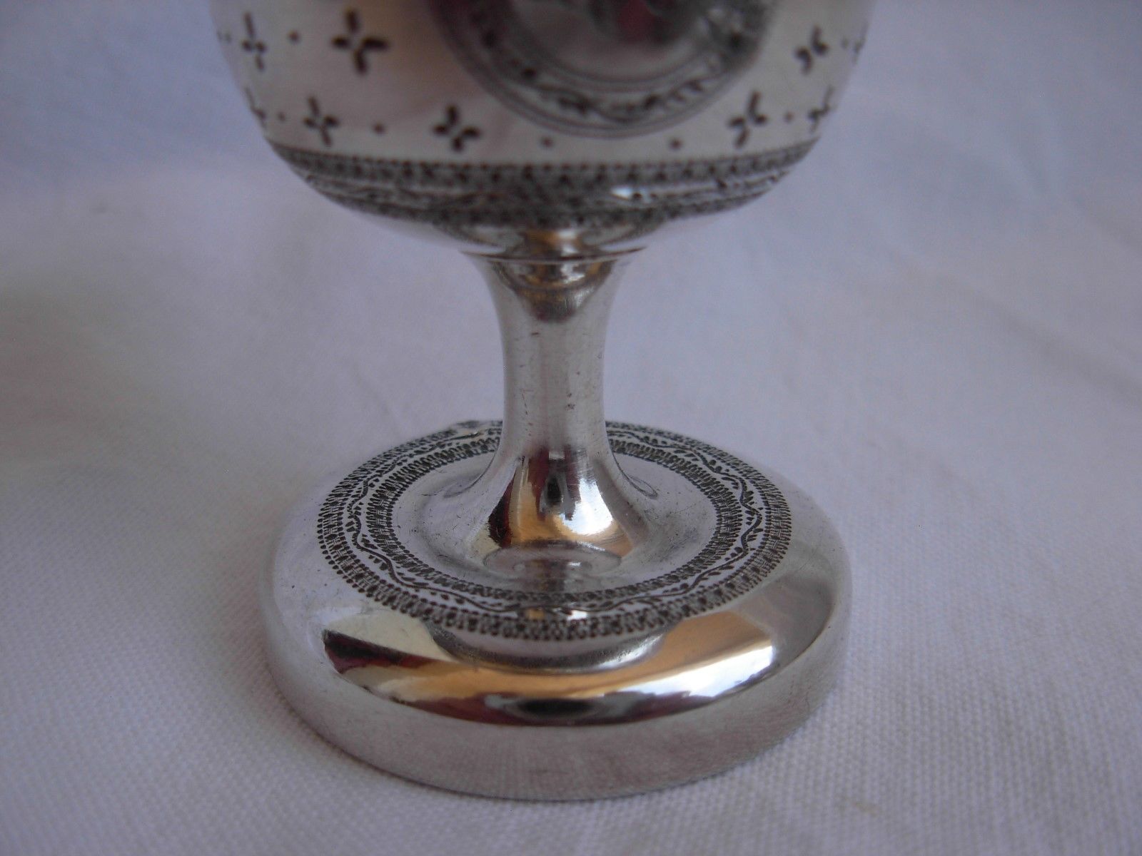 ANTIQUE FRENCH STERLING SILVER EGG CUP,LATE 19th CENTURY.