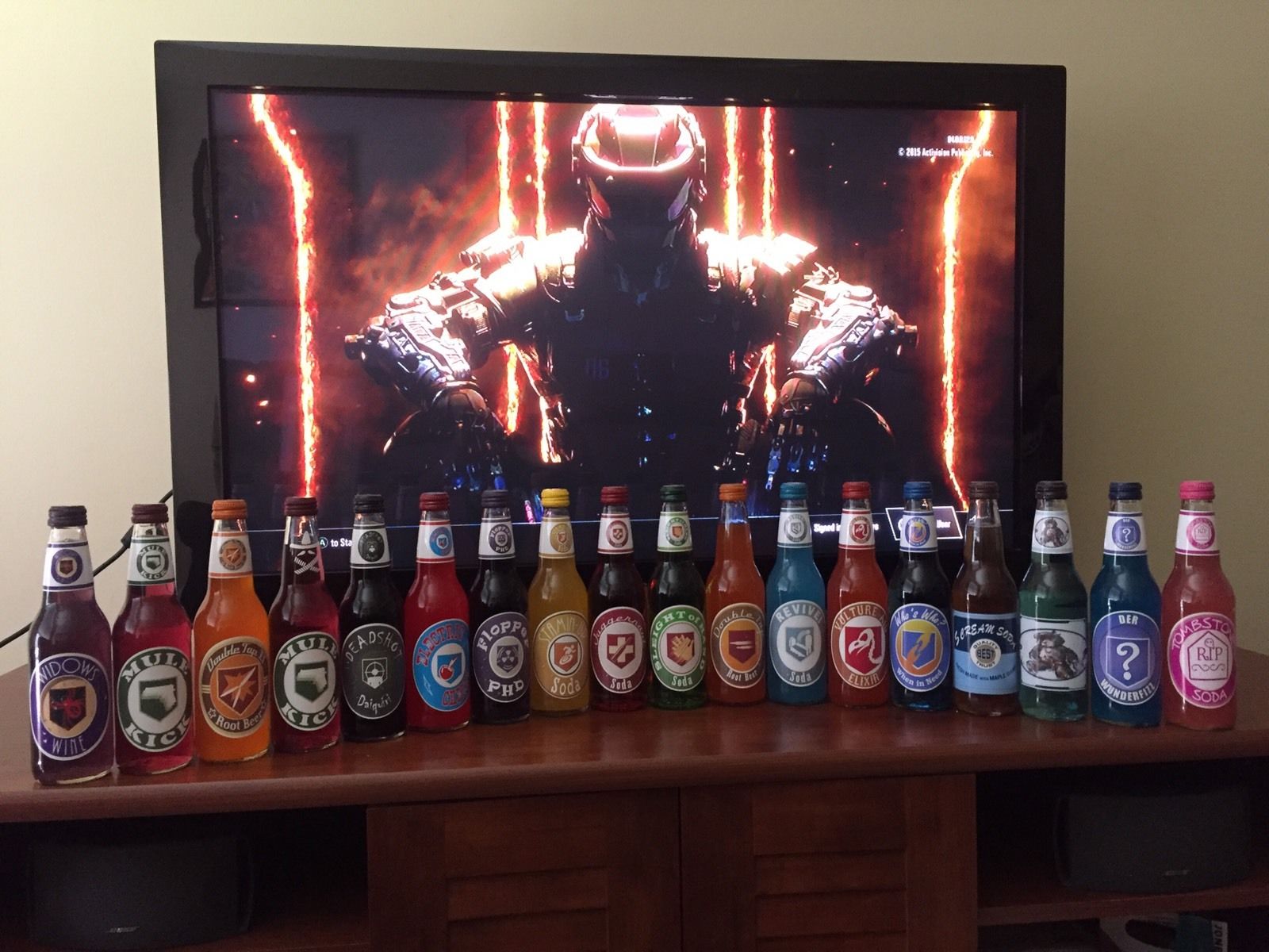 Call Of Duty Black Op Nazi Zombies Pick A Perk a Cola Replica Drinks SET OF FOUR