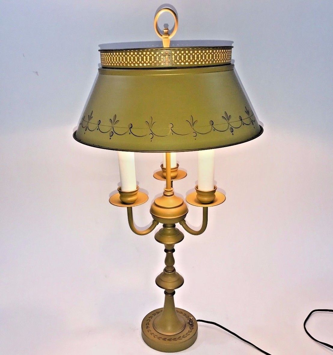 Vintage Hand Painted Tole Metal Bouillotte Candelabra Table Lamp Brass Parlor